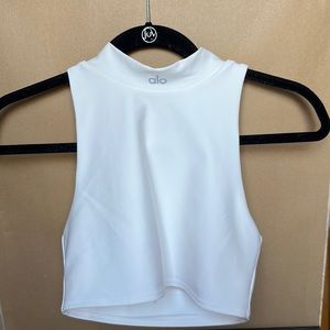 ALO YOGA crème sport bra